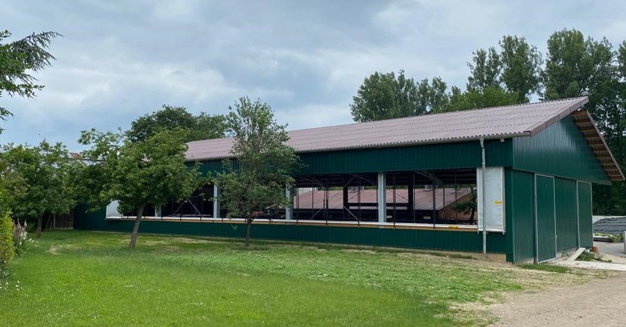 Stallgebäude mit Siloplatte in Schledehausen - Projekte ...